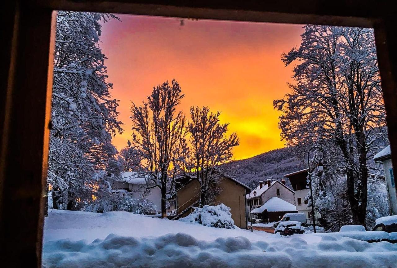 Bed and Breakfast Relais Mont Jura Adults Only Lélex Esterno foto