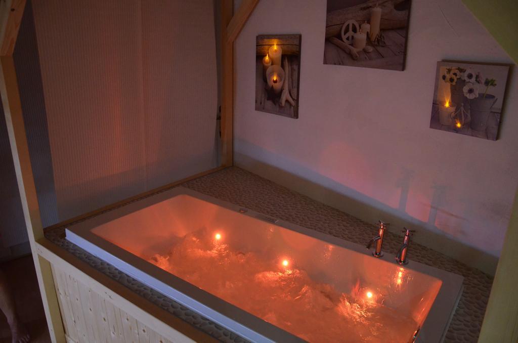 Bed and Breakfast Relais Mont Jura Adults Only Lélex Esterno foto