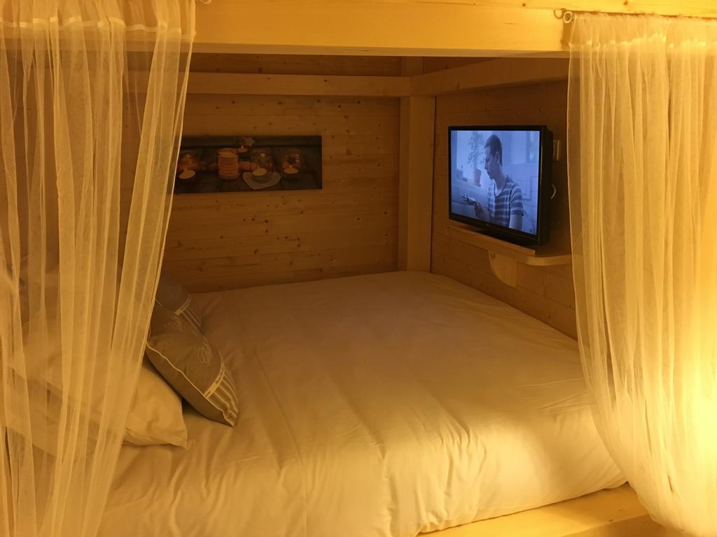 Bed and Breakfast Relais Mont Jura Adults Only Lélex Esterno foto